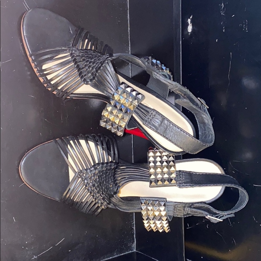 L.A.M.B Heels - Picture 4 of 4